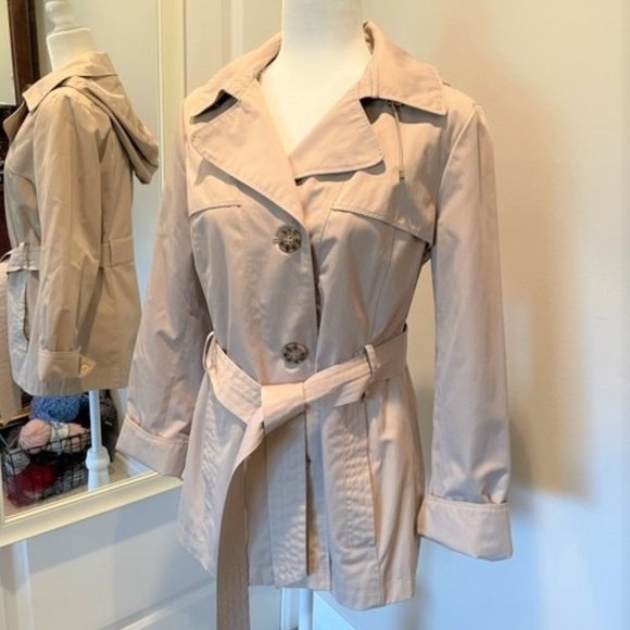 Ellen Tracy Jackets & Blazers - Ellen Tracy 3/4 Trench Removable Hood - Medium Petite
